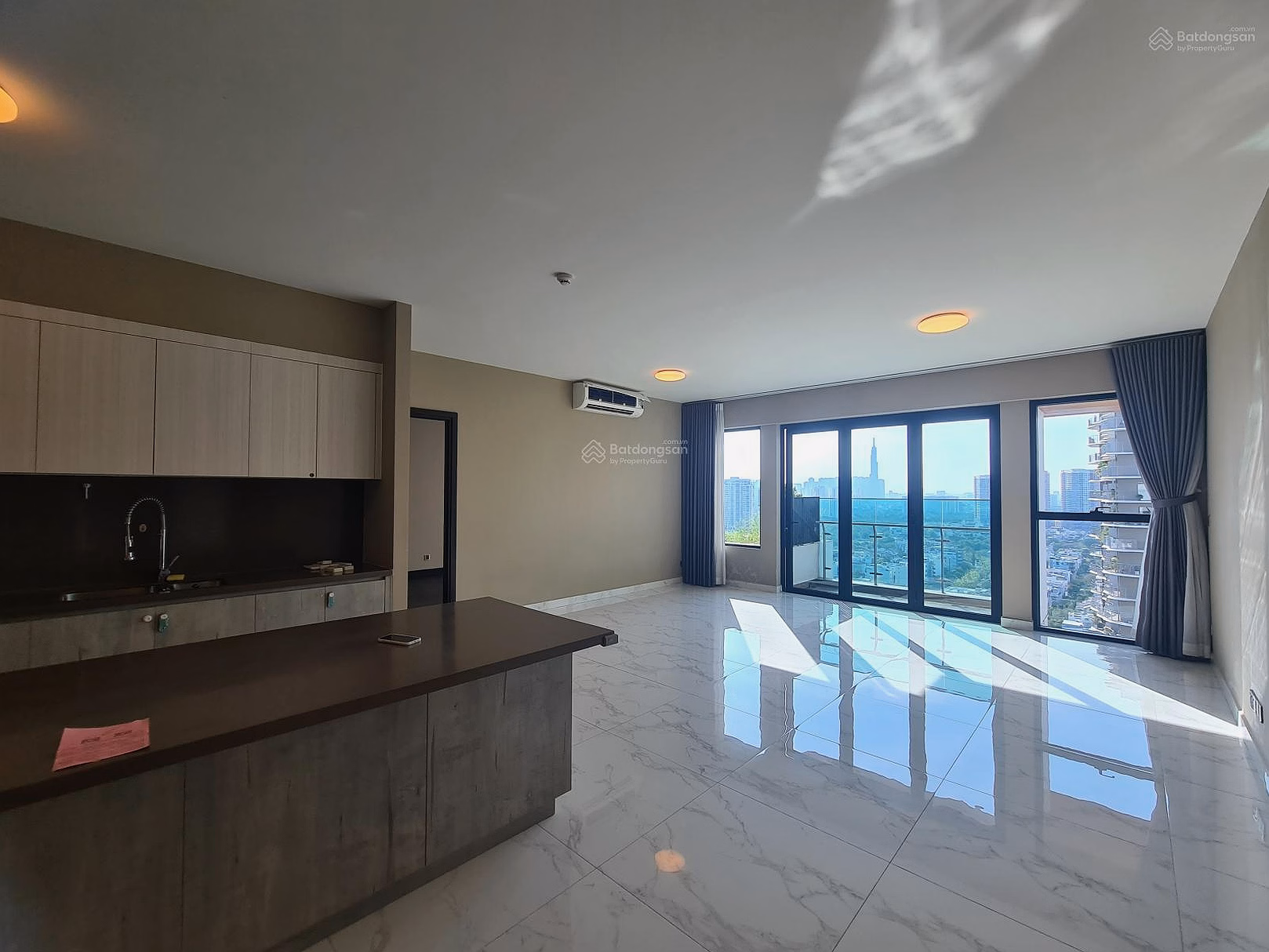 Transfer of 4-bedroom apartment - Tower A - Feliz En Vista CC for 26 billion