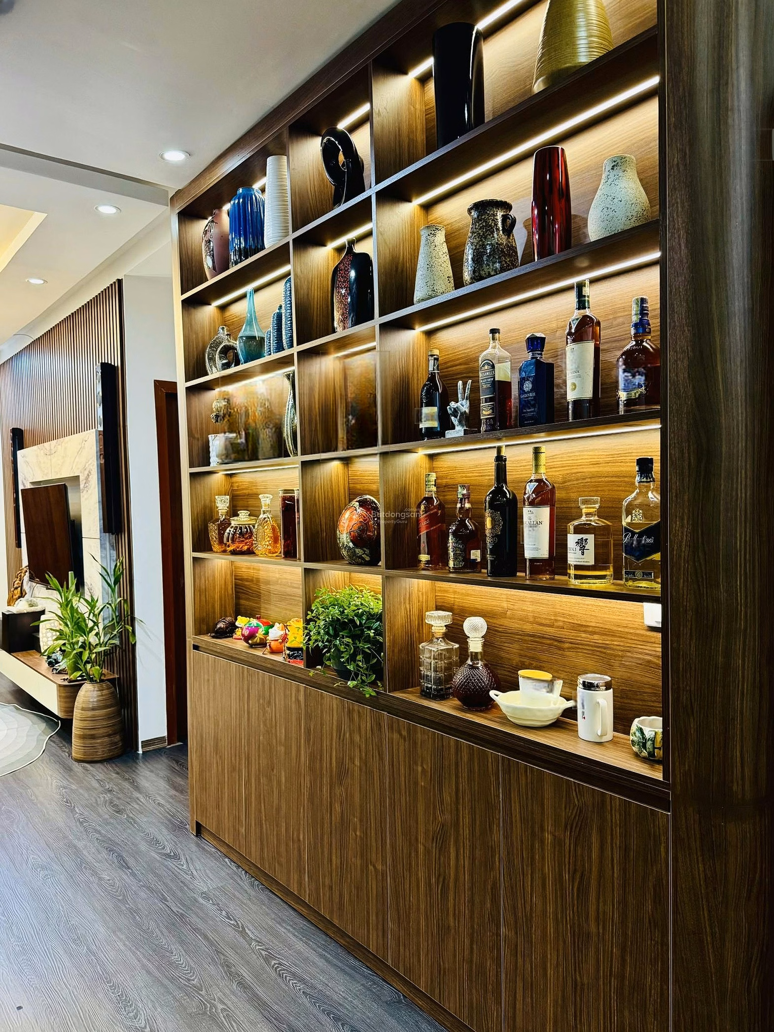 Apartment for sale in Kim Van Kim Lu urban area
