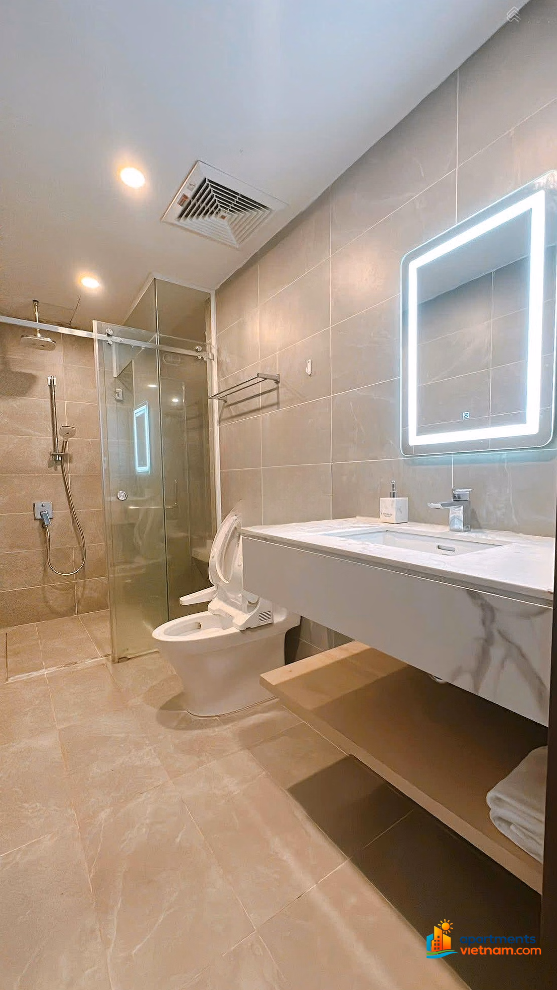 Price 28 million/month 3-bedroom apartment 110.63m2 - 72 Ham Nghi, full beautiful furniture