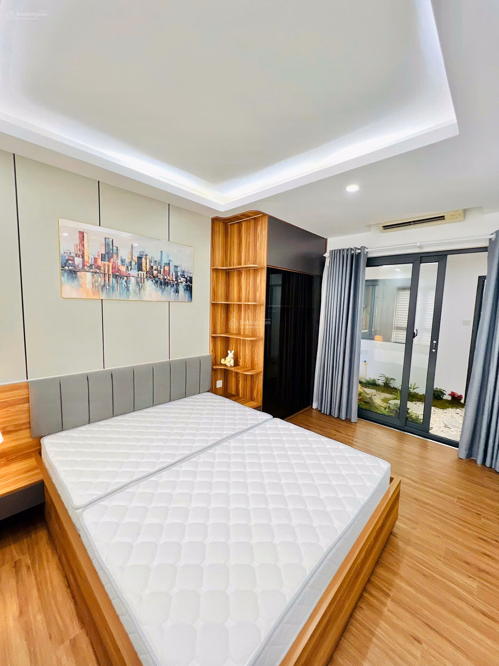 Selling apartments in CT3, CT4 buildings, Trung Van Hancic urban area, To Huu, Dai Mo. Area 72-120m2***