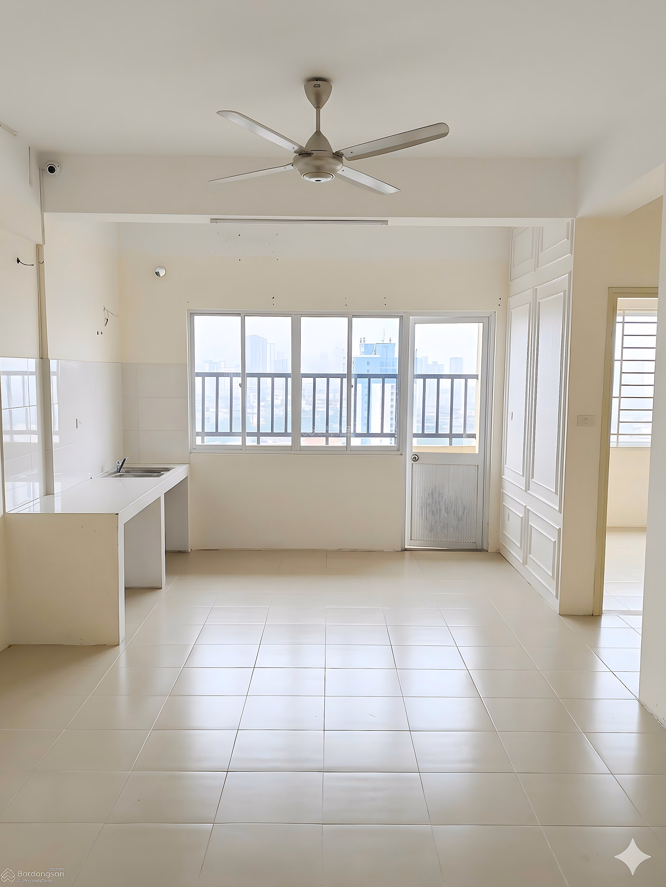 The owner urgently sells Den Lu 3 Apartment, price 4.35 billion, 2 bedrooms***