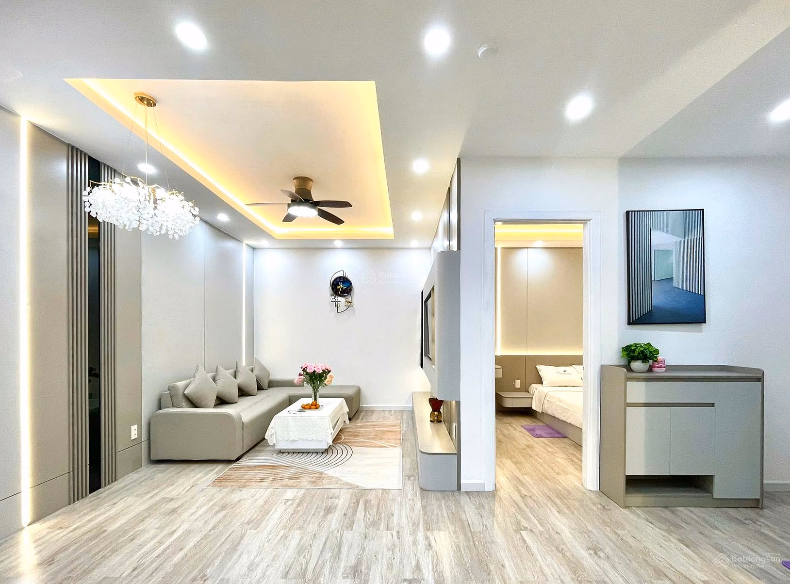 Urgent sale of 2 bedroom, 2 bathroom apartment at No. 3 Pham Van Dong, 3.38 billion, 68m2