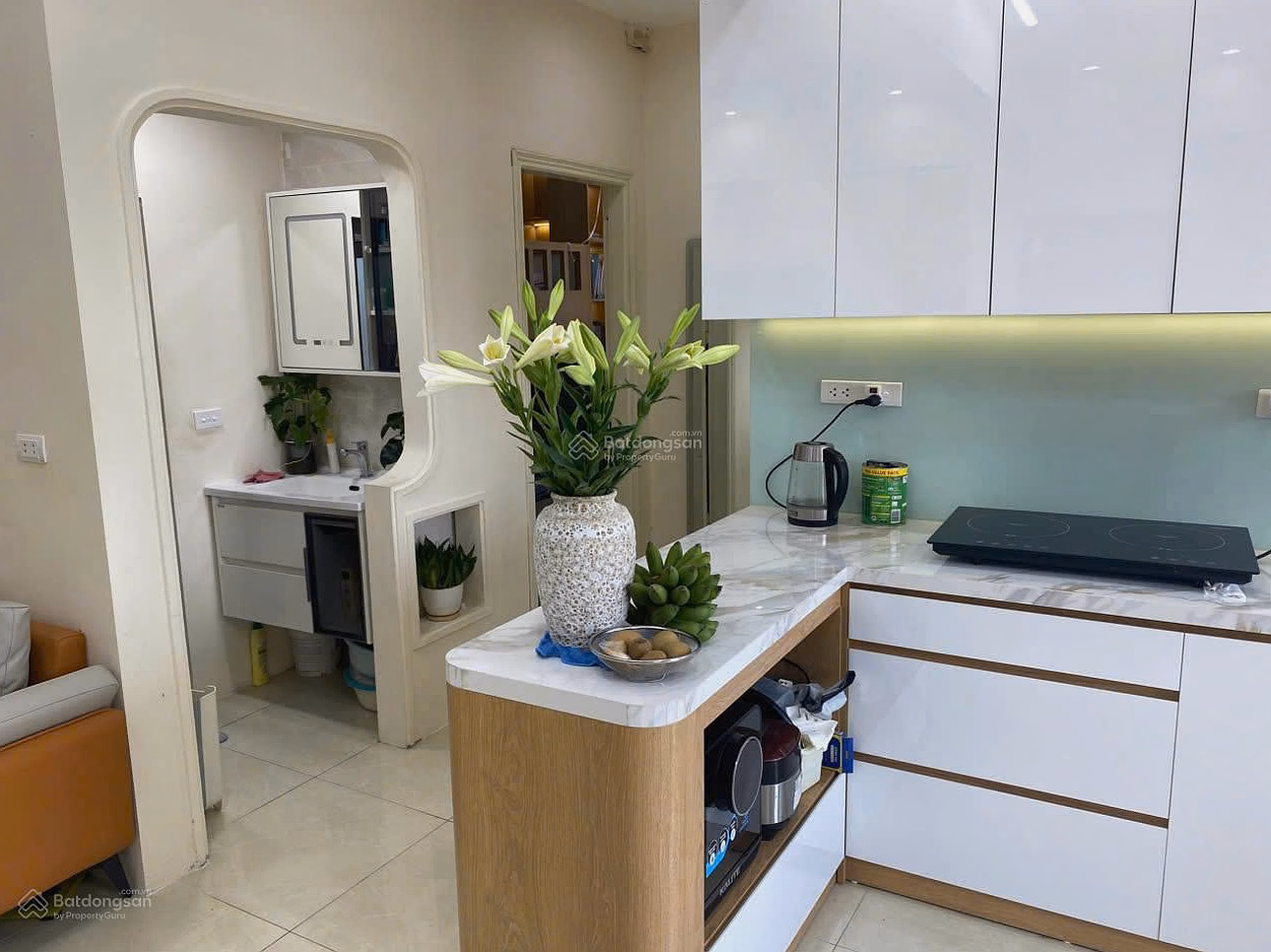 Apartment for sale CC CT2 - Dinh Cong residential area, area 64m, 2 bedrooms 1 car, with car slot