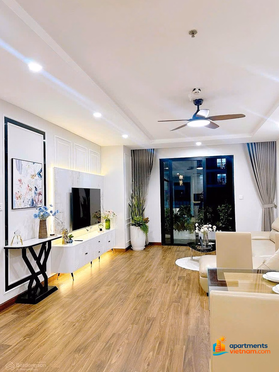 Times apartment fund for sale only from 92 million/m2; 1 bedroom - 5.5 billion, 2 bedroom 83m2 - 8 billion, 2 bedroom 95m2 - 8.9 billion, 3 bedroom 95m2 - 9 billion