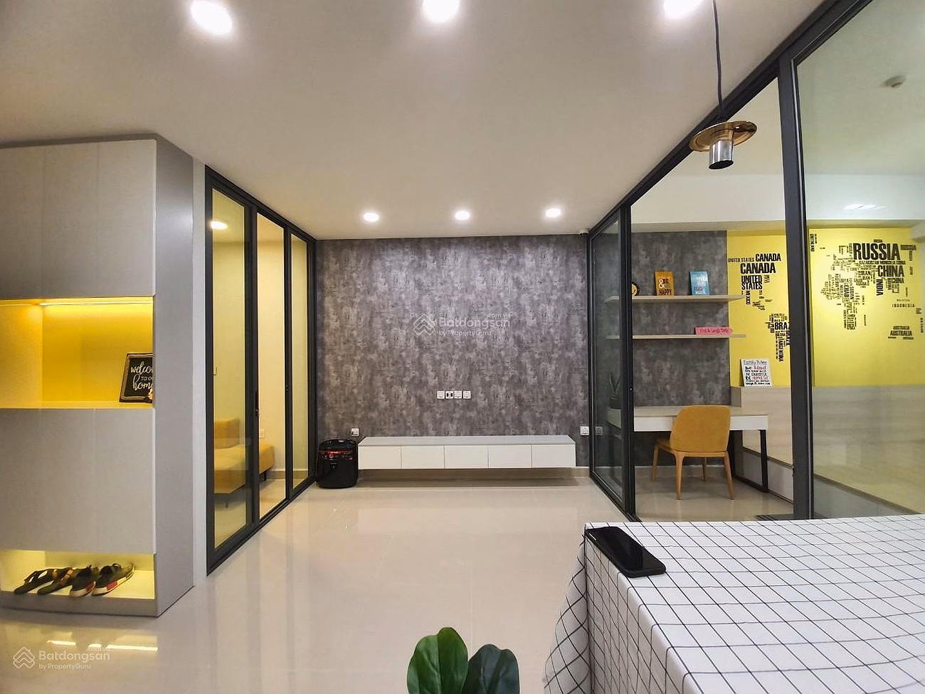 Asiana Capella apartment for rent in District 6, 50m2, 1 bedroom, 1 bathroom, full, price 7.5 million. Contact: 0936 571 ***(Pink)
