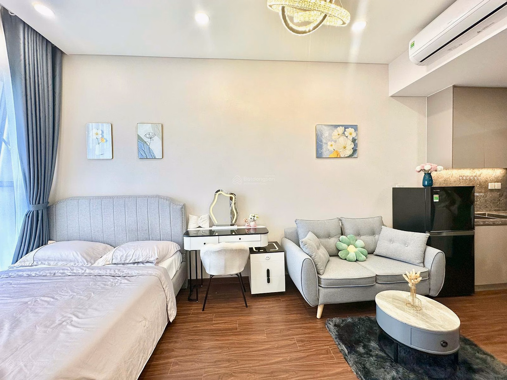 Owner sells 30m Studio apartment for 2.3 billion Vinhomes Smart City