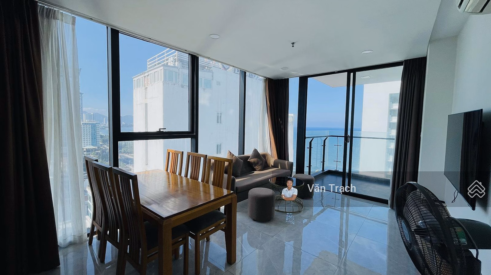 Maple Ton Dan Nha Trang apartment for sale, sea view, private window, full beautiful furniture, 92.6m2