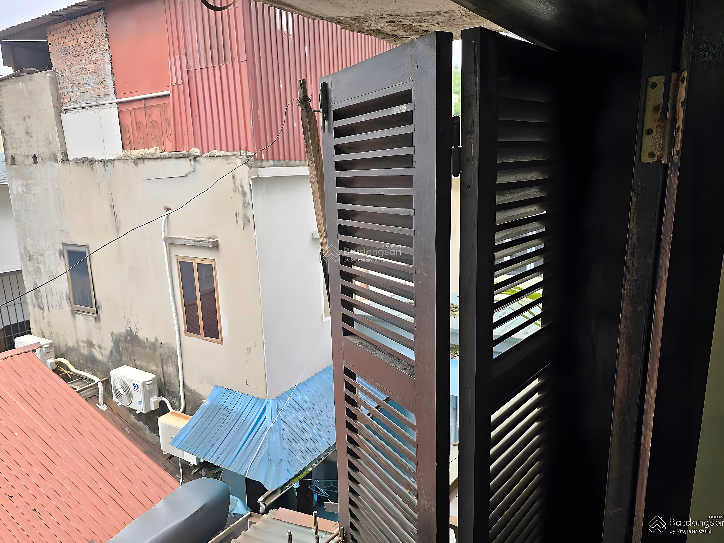 Extremely rare, only 3.2 billion collective apartments on Yen The street appear for many years. Nguyen Thai Hoc Ba Dinh Hoan Kem