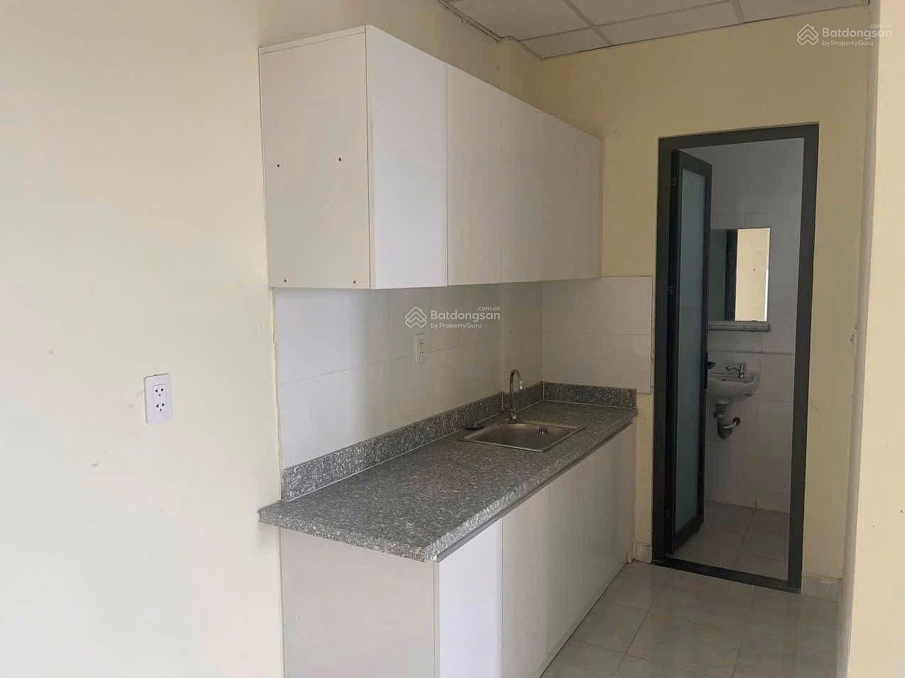 D'Gold Block D1 apartment for sale, 5th floor, nice view - Free air conditioner. The price of 1,090 billion does not arise