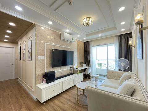 Apartment for rent with 2 bedrooms, 2 bathrooms, 81m2, at Kingston Residence, Phu Nhuan. Contact: 0939 271 *** (Talent)