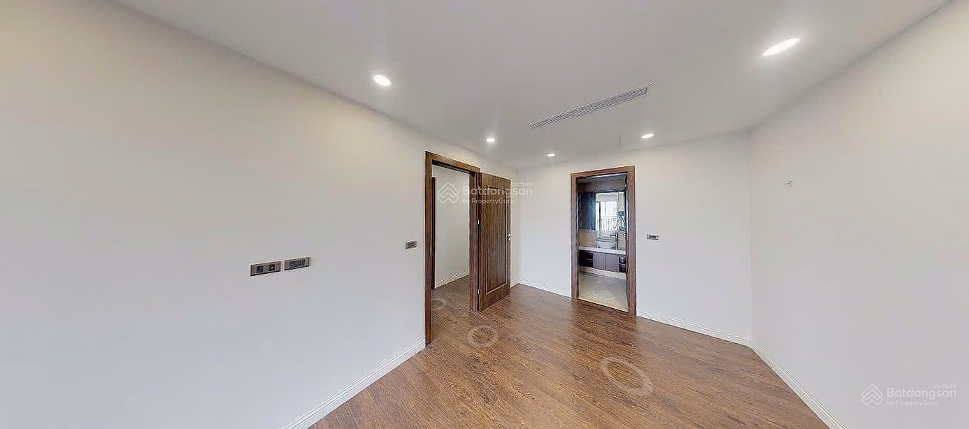 Selling HDI Tay Ho apartment, 2-bedroom corner apartment, high floor, nice view, 9.3 billion, full luxury furniture, move in immediately