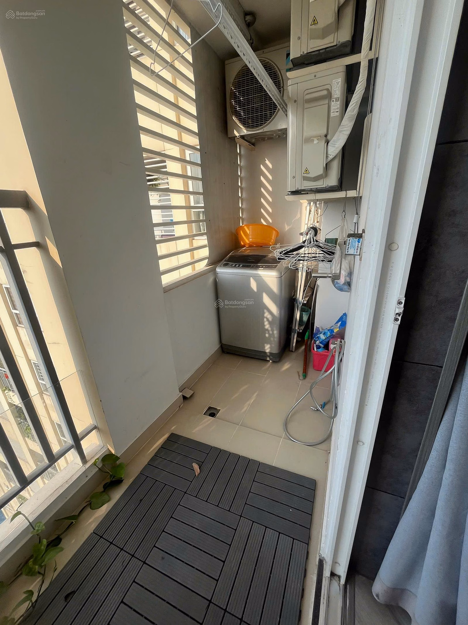 Saigon Mia apartment for sale, 2 bedrooms, 2 bathrooms, 76m2, fully furnished, beautiful park swimming pool view