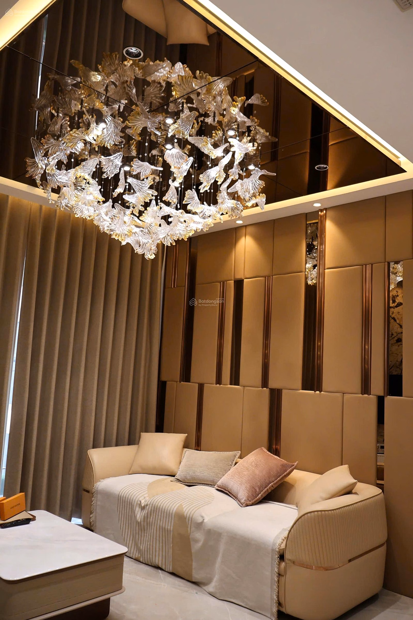 Vinhomes Ocean Park 1 apartment for rent, price from 5 million/month Free support throughout the process