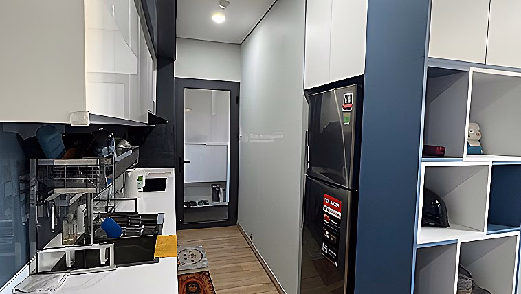 Da Nang Plaza apartment for rent with 3 bedrooms, corner unit, high-class furniture