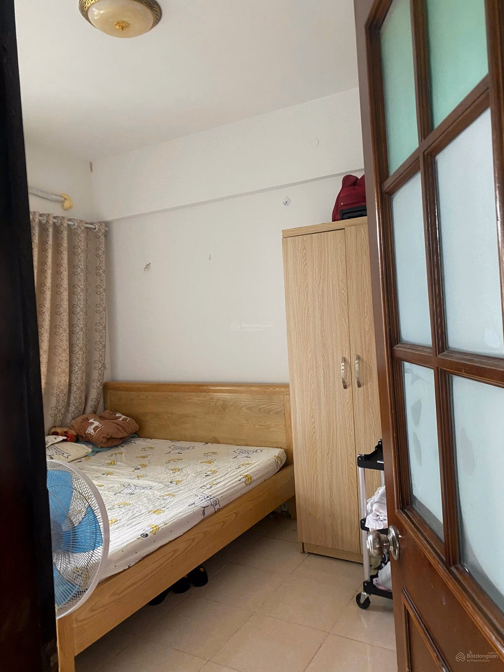 Urgent sale of cheapest apartment 96.5m2 3 bedrooms 2 bathrooms in Long Bien