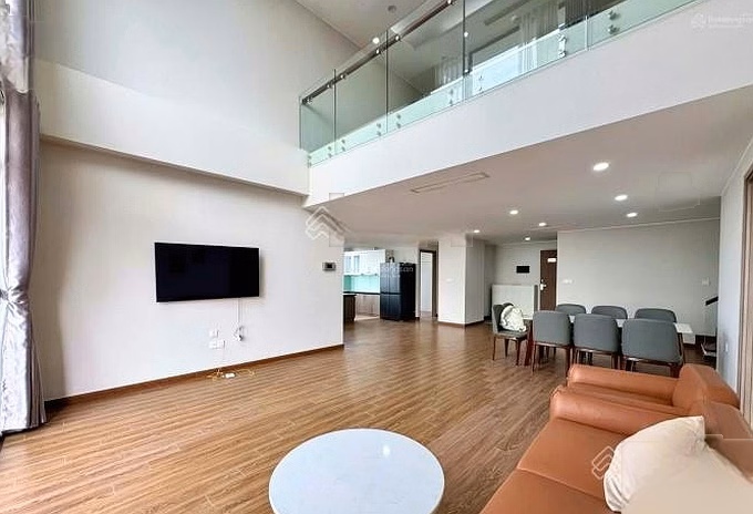 Luxury apartment, 5 bedrooms in Udic Tay Ho Tower for rent, 300m², duplex view of West Lake
