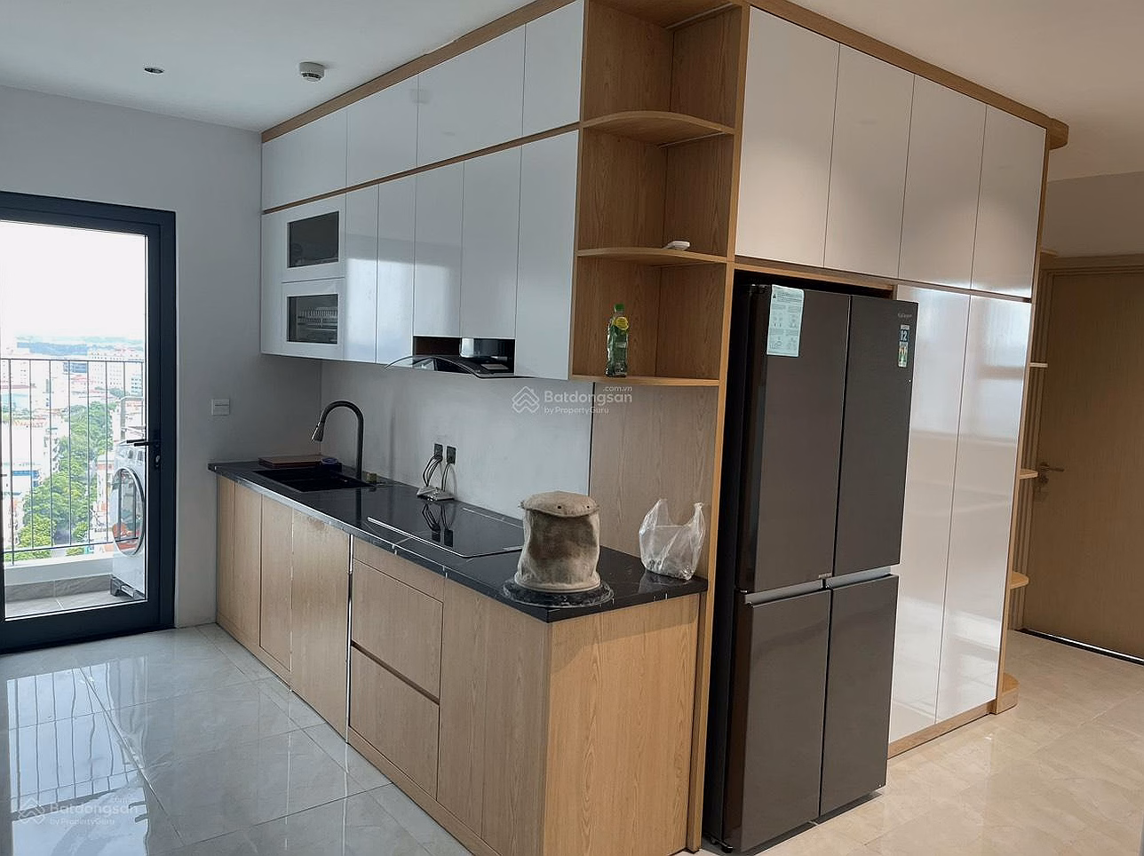 The owner urgently sells a 3 bedroom, 2 bathroom apartment with an area of ​​115m2 for only 9 billion***