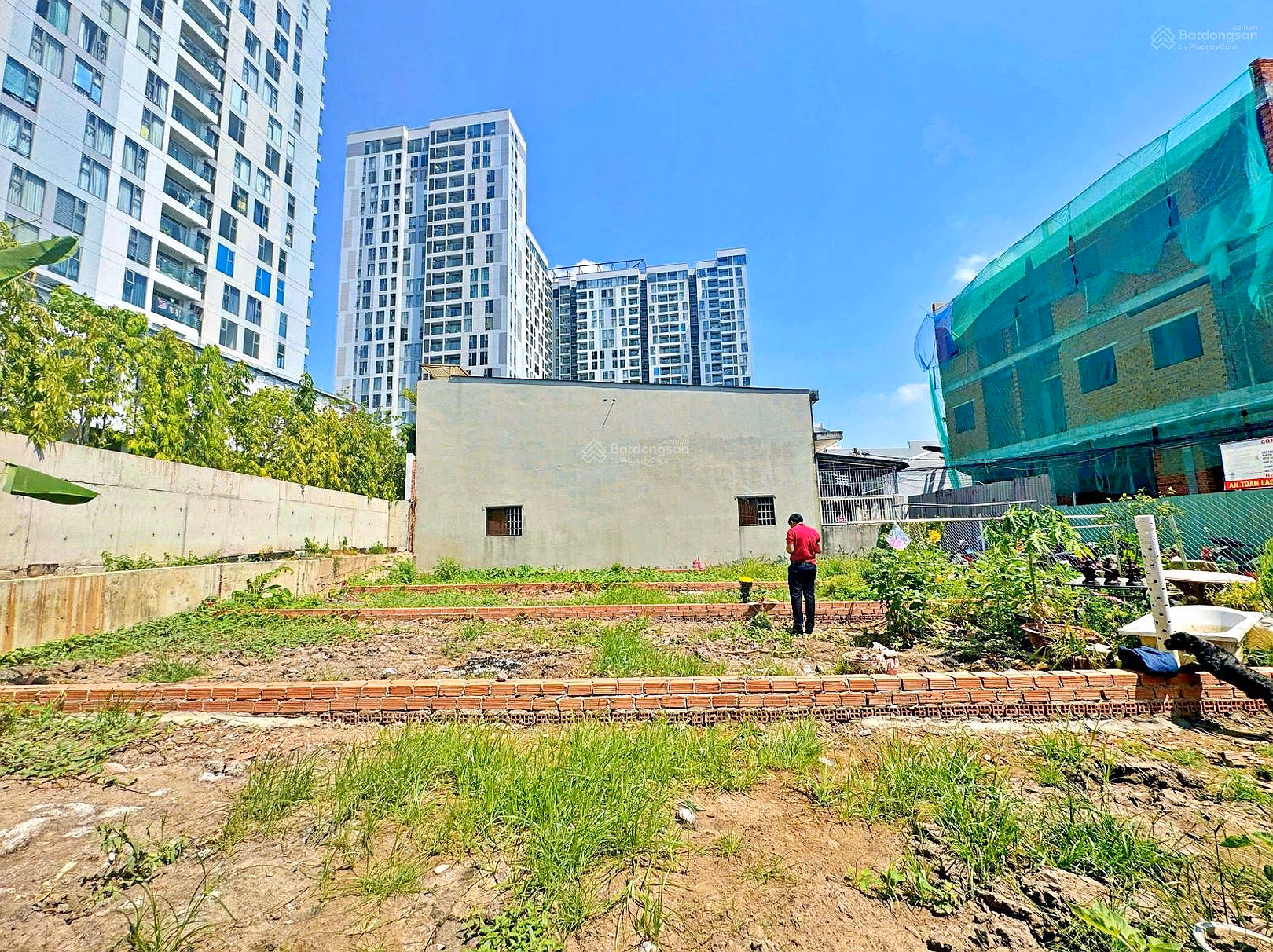 The owner offers to sell a plot of land opposite Van Phuc - next to Urban Green apartment building, area 78m² (4.5x16m) for only 5 billion 550