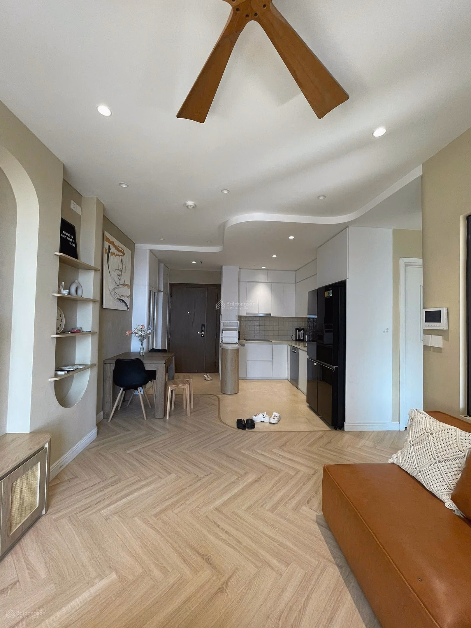 Need money to pay bank, quick sale corner apartment 3 bedrooms/81.6m My Dinh Pearl building - contact to view house: 0966 874 ***