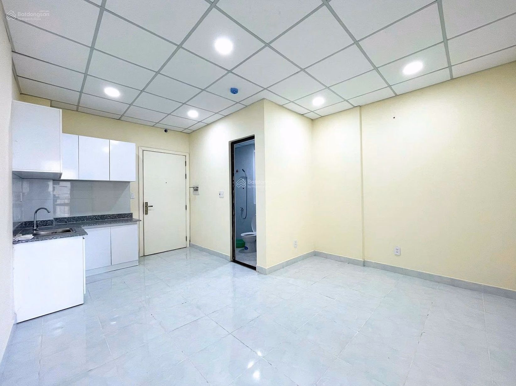 D'GOLD APARTMENT FOR SALE (Near Go May 4 intersection) - MIDDLE FLOOR - PHOTO HOUSE. Selling price 995 million. Does not arise