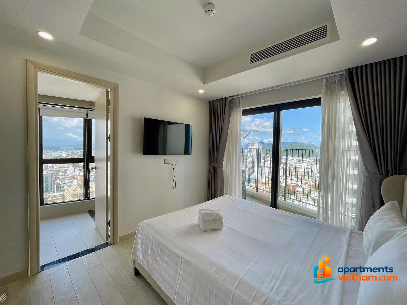2-Bedroom Apartment for Rent at Gold Coast Nha Trang – Nam Tower – 900k/night