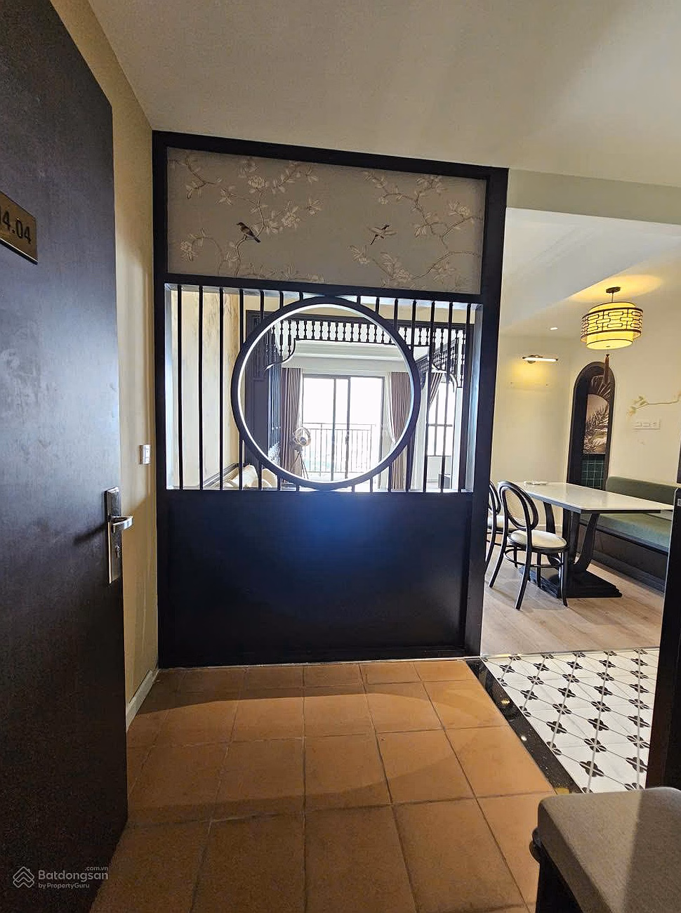Selling 1 bedroom The Sun Avenue with beautiful furniture and book price only 4.9X billion