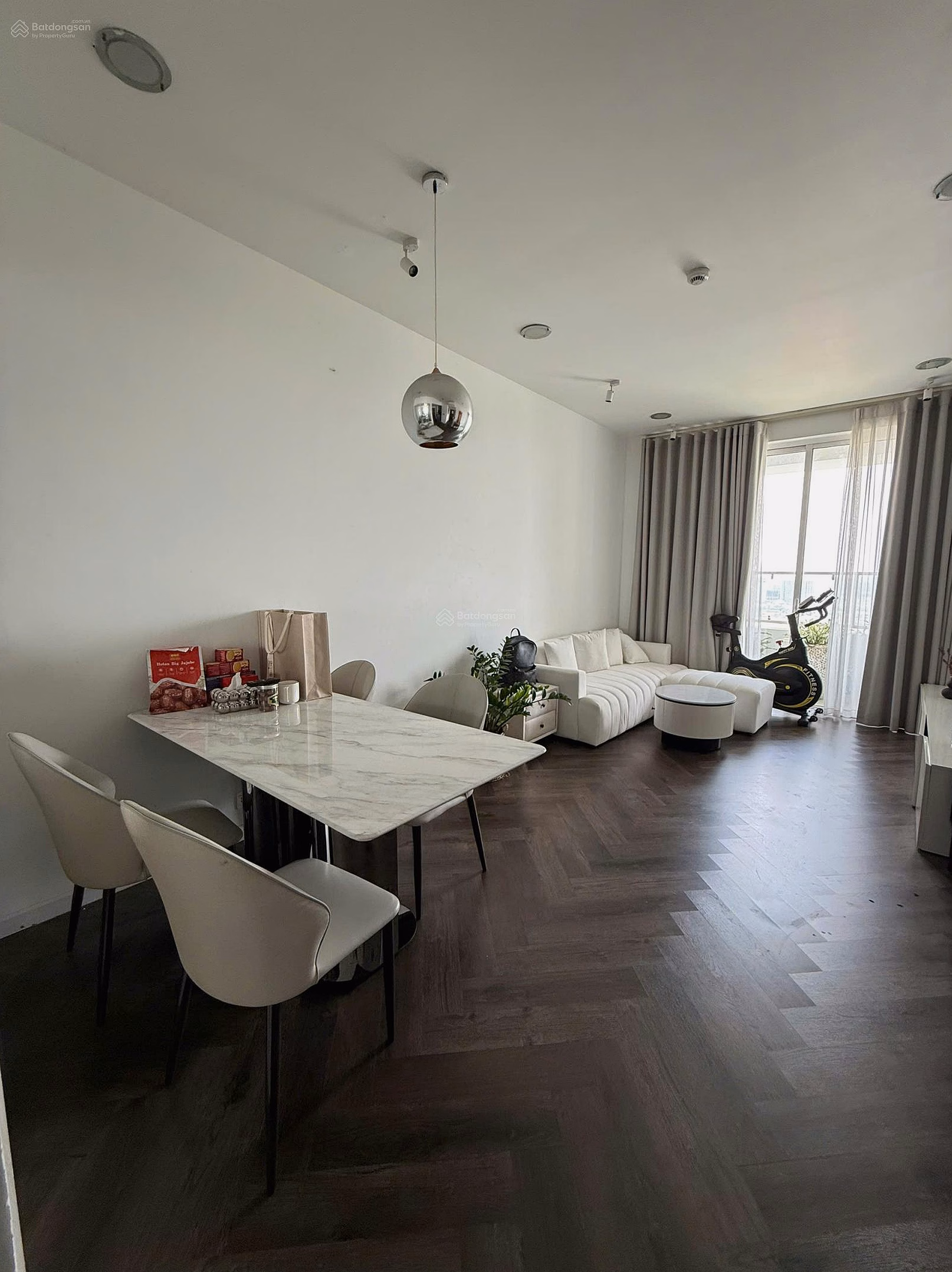 Apartment for sale at super bargain price at Sunrise City South, 6.2 billion, 60m2
