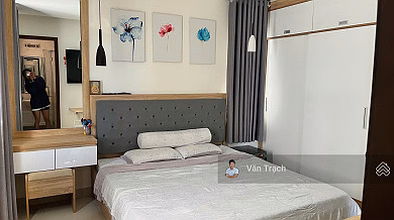 Corner apartment for rent on CT2-PH, 3 bedrooms, 2 bathrooms, view of To Huu street, fully furnished