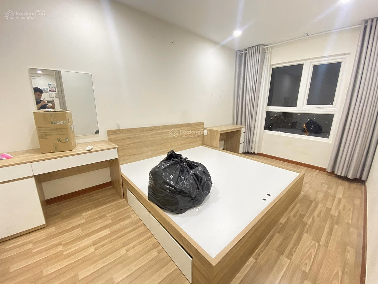Fully furnished apartment for rent, 2 bedrooms, 9.5 million, 74m2 at Diamond Riverside, Binh Phu, Ho Chi Minh City