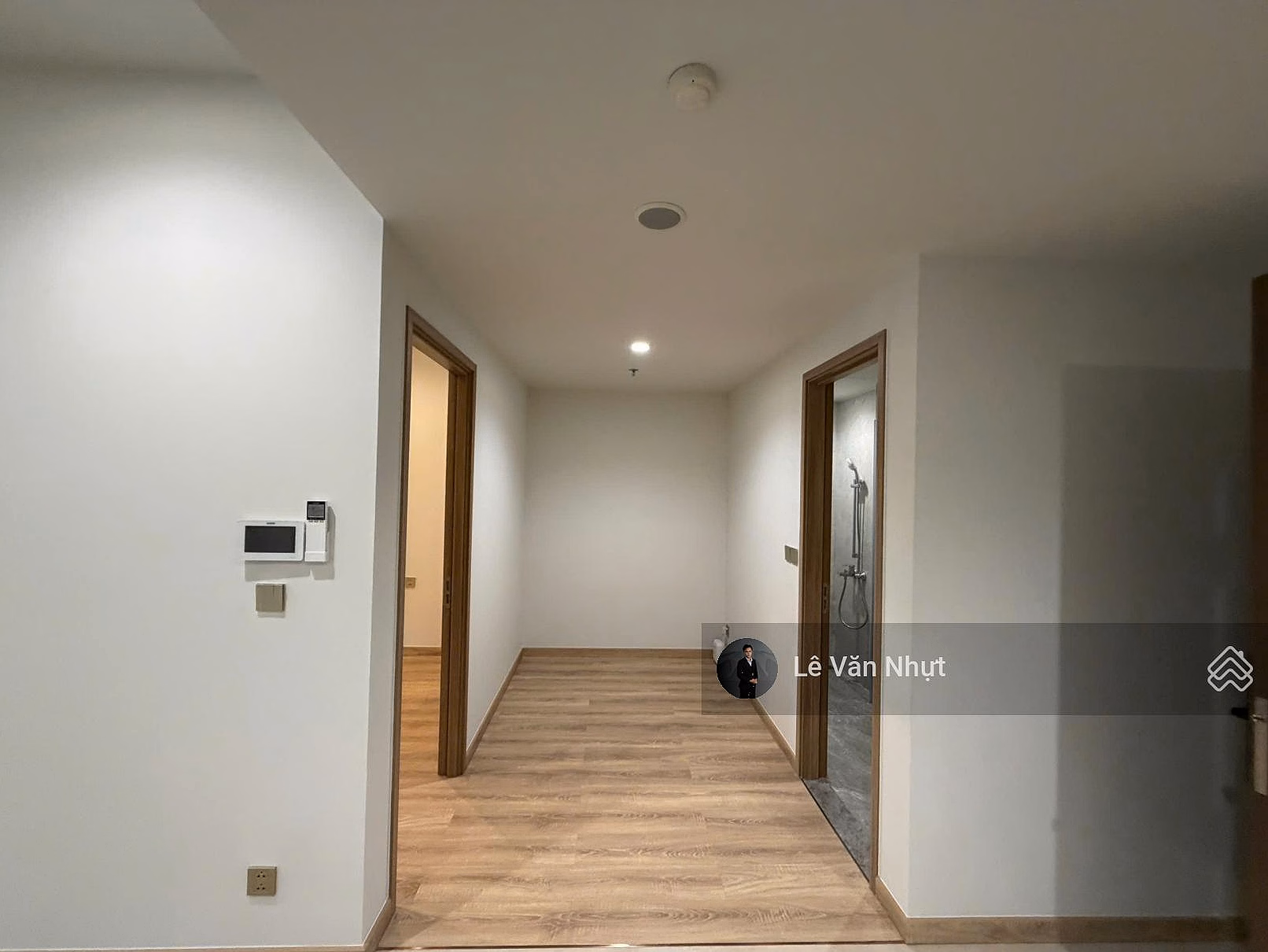 Large 3-bedroom apartment - Tower B1 Masteri Cosmo Central only 15.7 billion all in - directly facing water music