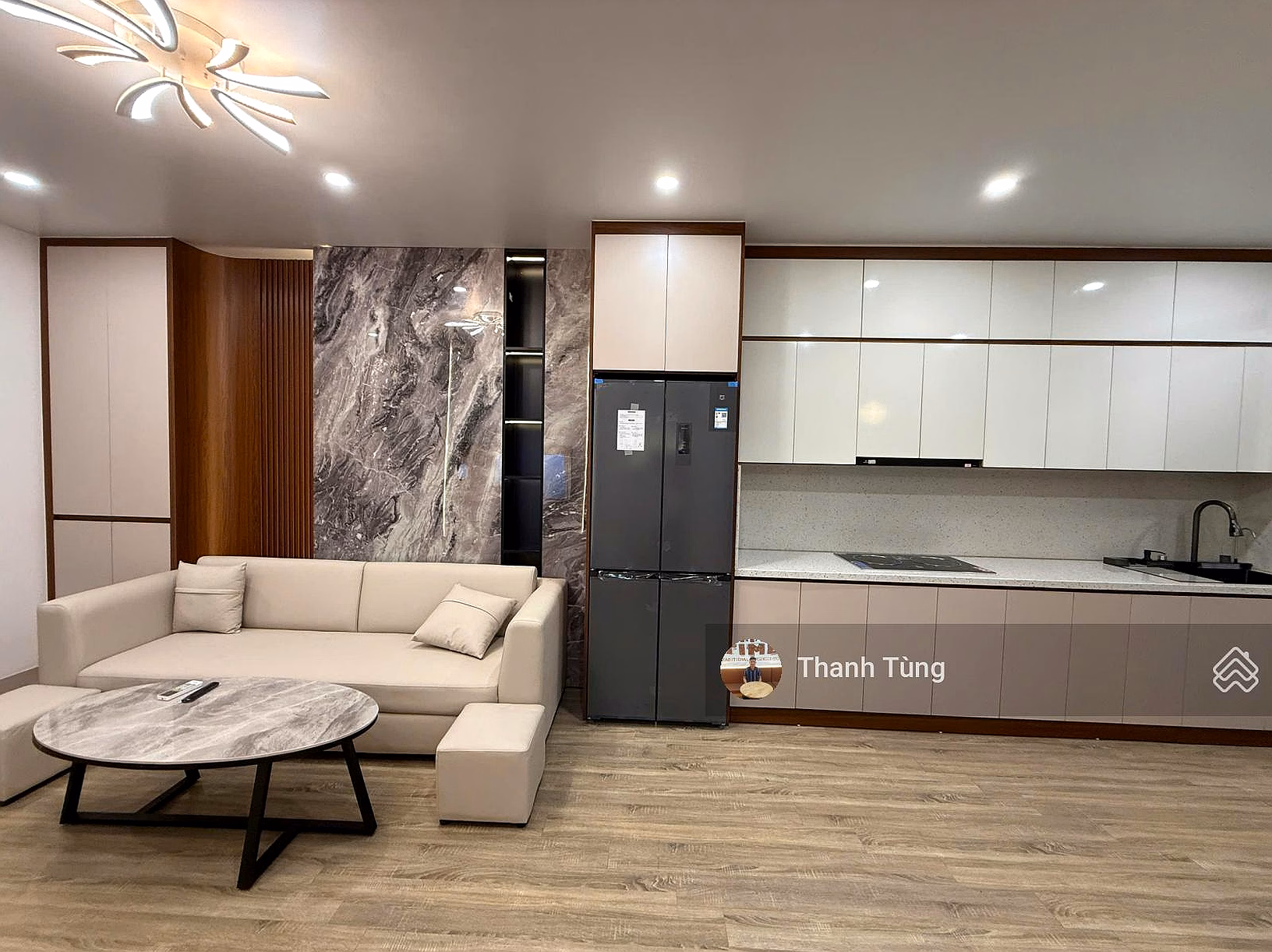 Selling apartment B15, Dai Kim Urban Area, area 58m2, 2 bedrooms, 2 bathrooms, fully furnished red book, price 4.x billion