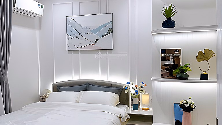 Owner urgently needs to sell 1 bedroom apartment at T08 - Times City - only 5.6 billion - contact Duy 0926 403 ***
