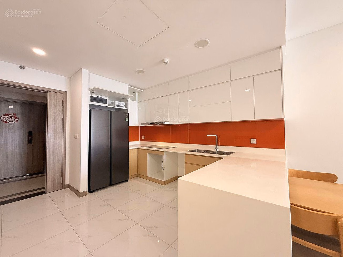 2 bedrooms+, 2 bathrooms, river view, fully furnished, price 38 million net