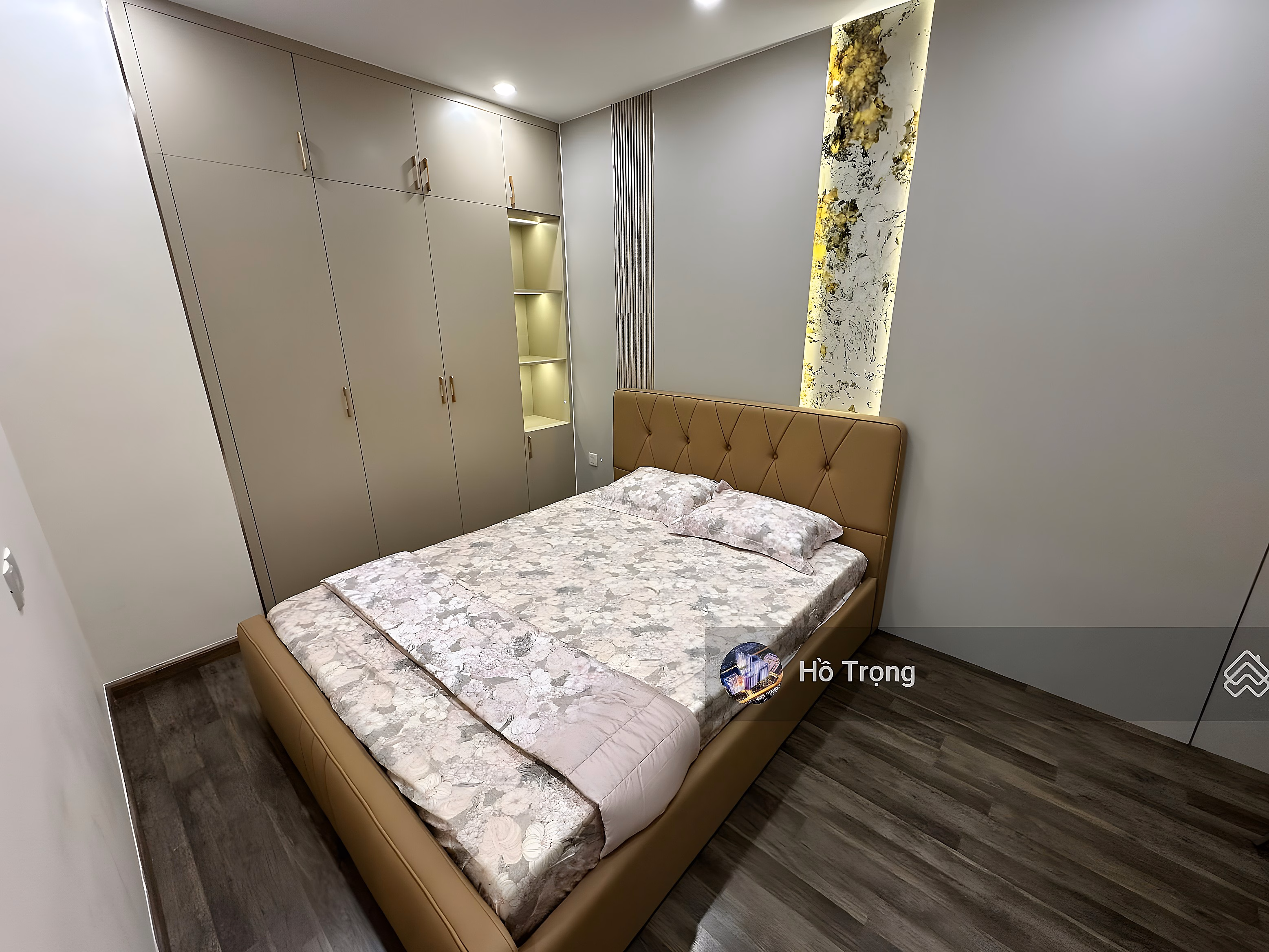 System specializing in short-term and long-term rental of Ha Do Centrosa 1-2-3 bedrooms. Best price on the market from 33 million