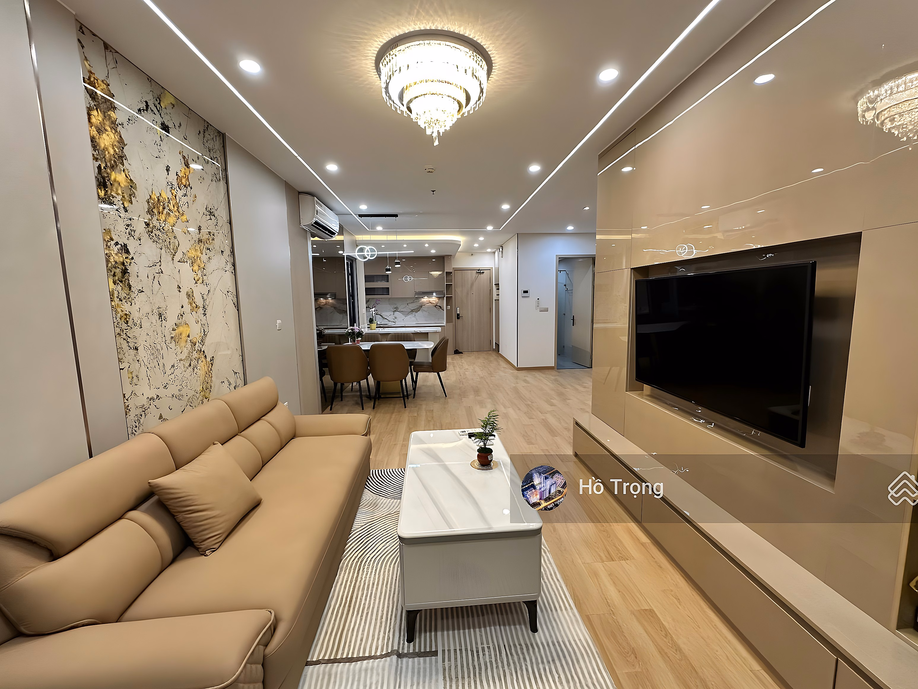 System specializing in short-term and long-term rental of Ha Do Centrosa 1-2-3 bedrooms. Best price on the market from 33 million