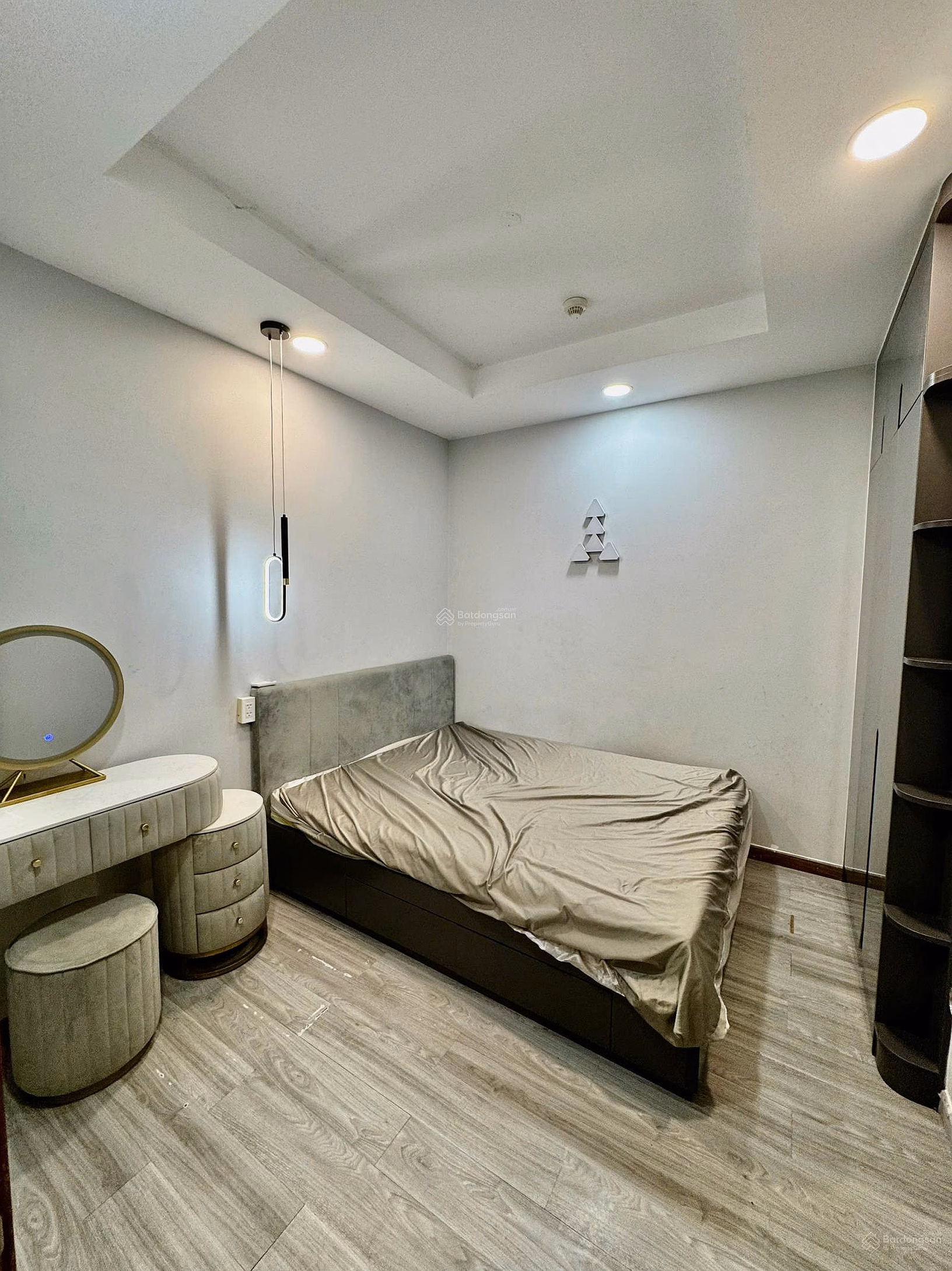 Selling 2 bedroom, 2 bathroom apartment at The Pegasuite, Ta Quang Buu, District 8, 4.3 billion VND, 68m2