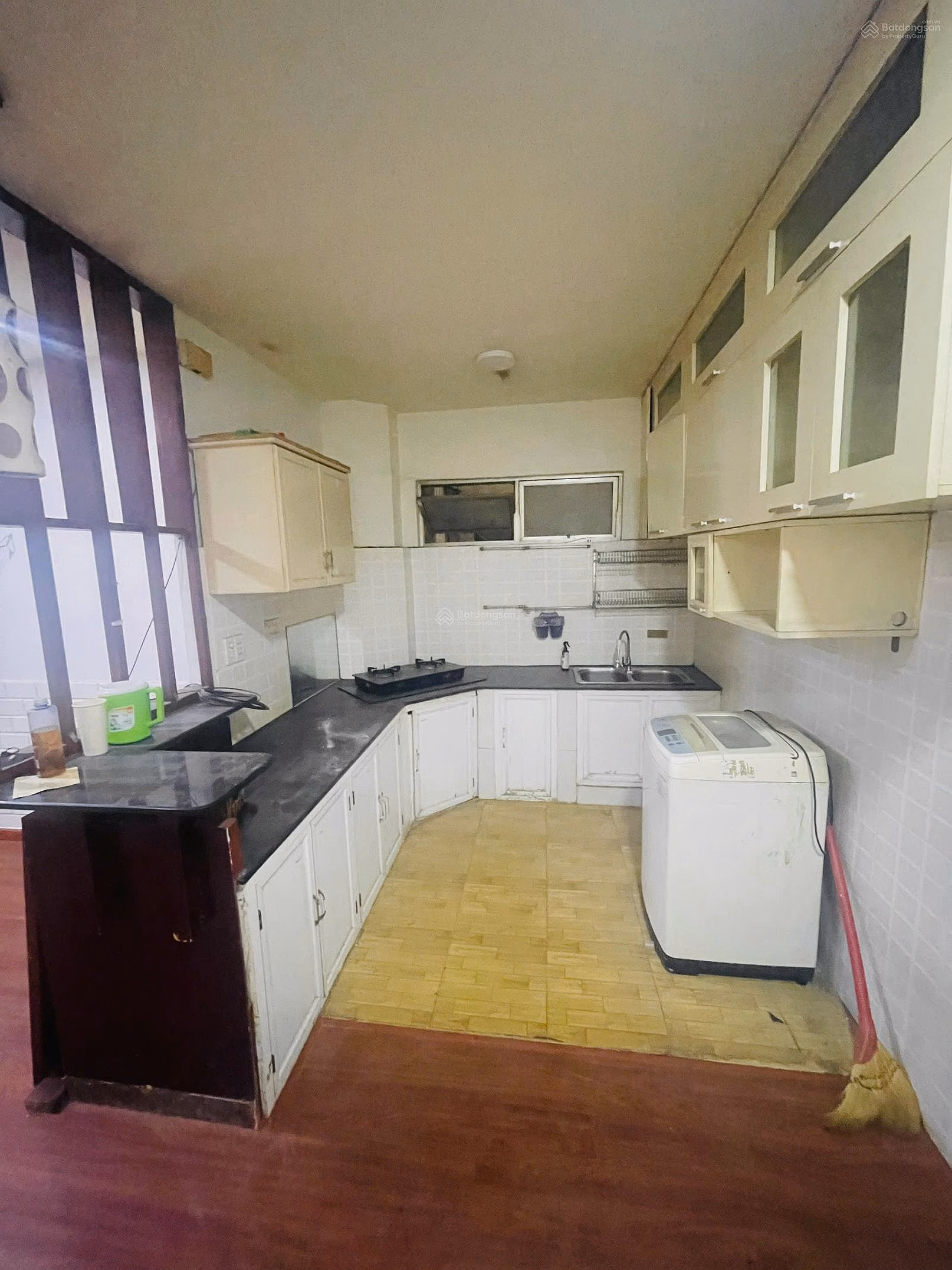 Folding sale of Ngo Tat To apartment building - 8th floor, Lot C, 2 bedrooms