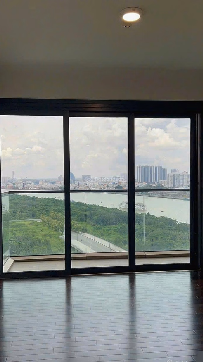 Empire Cove 2 bedrooms, 104m2, 2 sides, SG river view, luxury furniture, rare price 42 million net