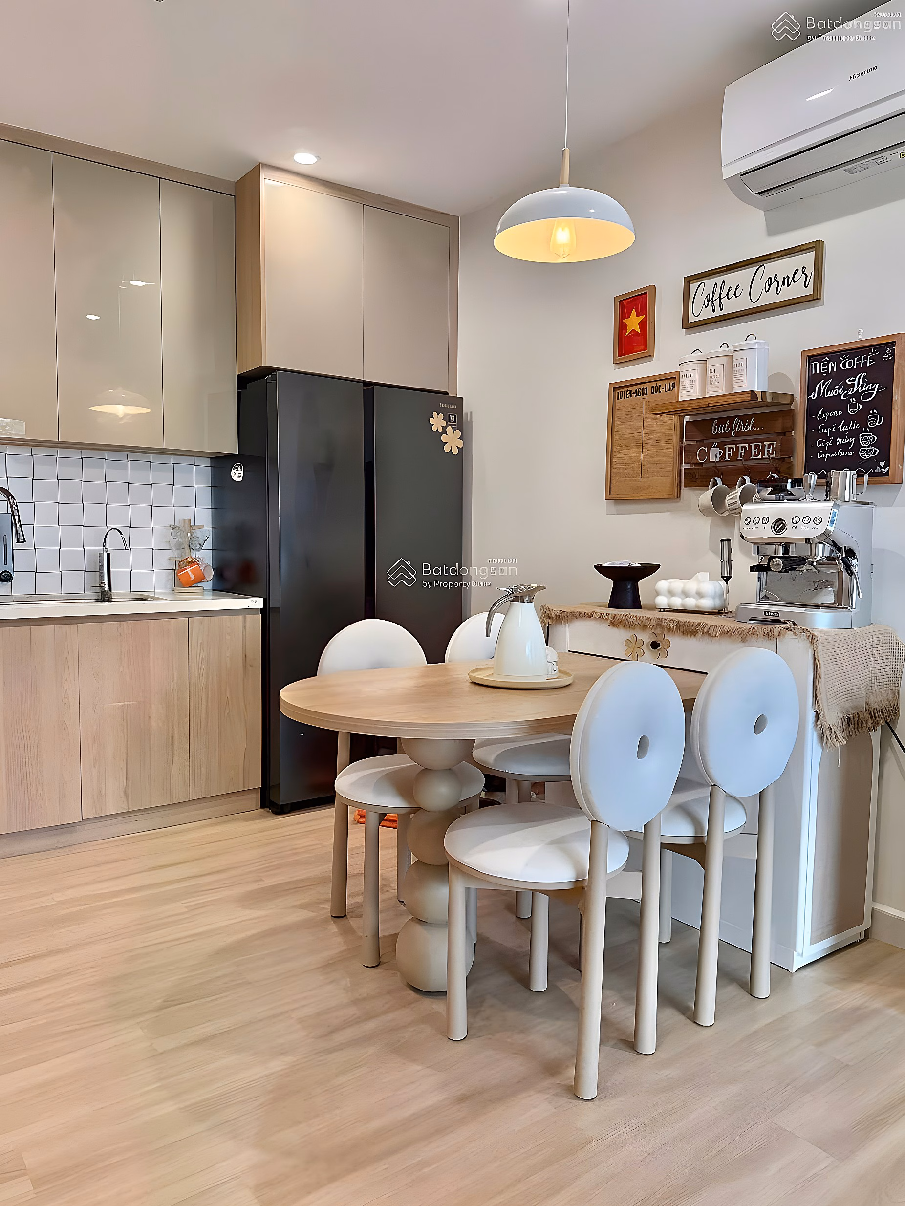 2 bedroom apartment, right next to school, park, sports playground, only 1.82 billion