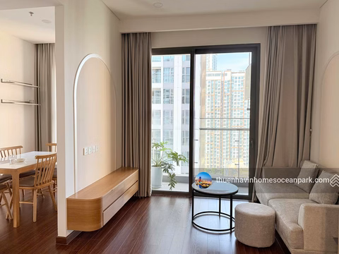 2 bedrooms for rent on Masteri corner, full of beautiful furniture, new house, price only 13 million/month at Vinhomes Ocean Park