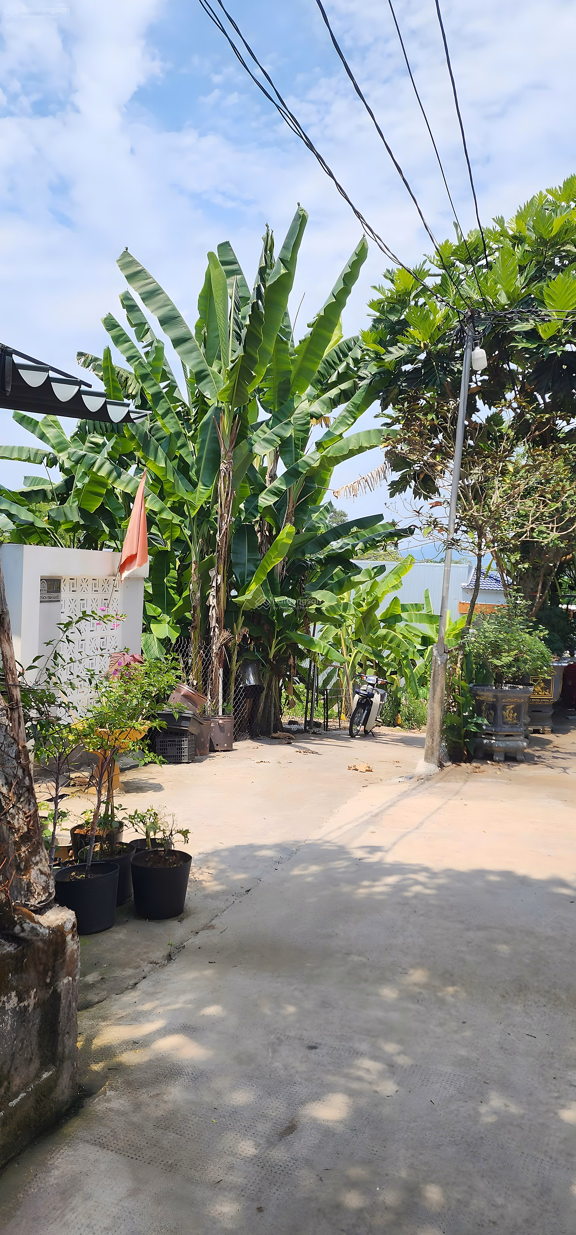 Good land 100m2 with car Thich Tinh Khiet, Thuy Xuan, near Bau Va, price 1ty290 million