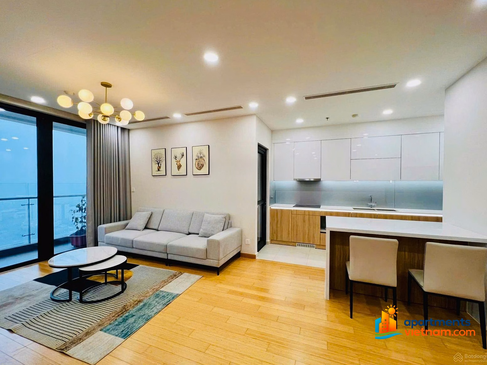Apartment fund for rent 2 bedrooms - 3 bedrooms at The Matrix One, Full/Basic, lake view, good market price!!!