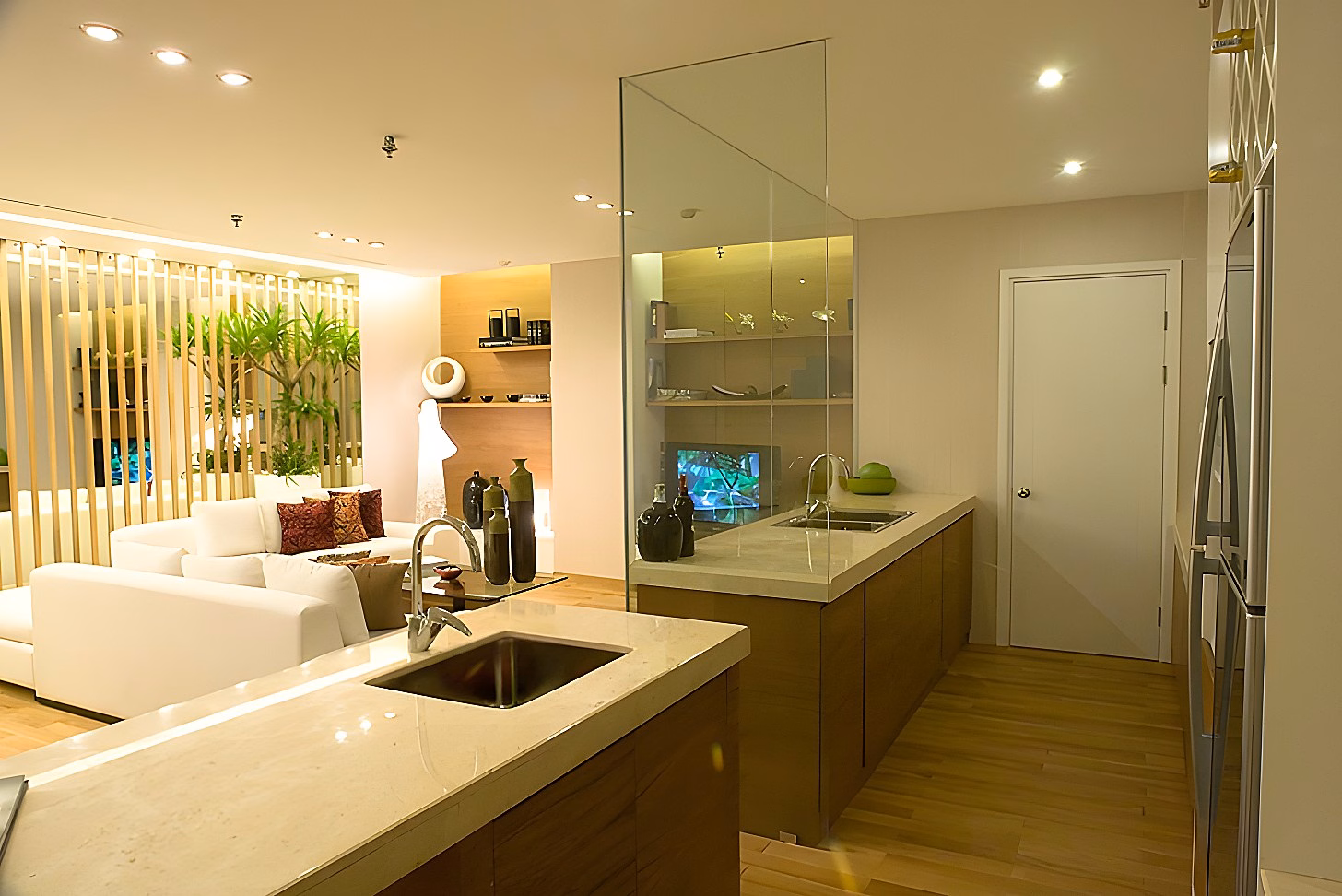 Good price apartment for sale at Summer Square, price only 3.8 billion, 78m2, 2 bedrooms, 2 bathrooms - pink book*** Thao