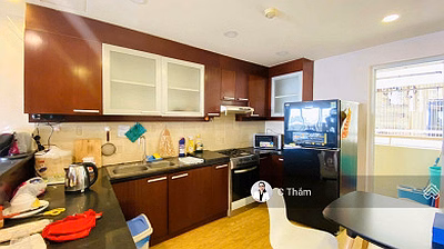Need to rent luxury apartment in Hung Vuong Plaza P12. Q5