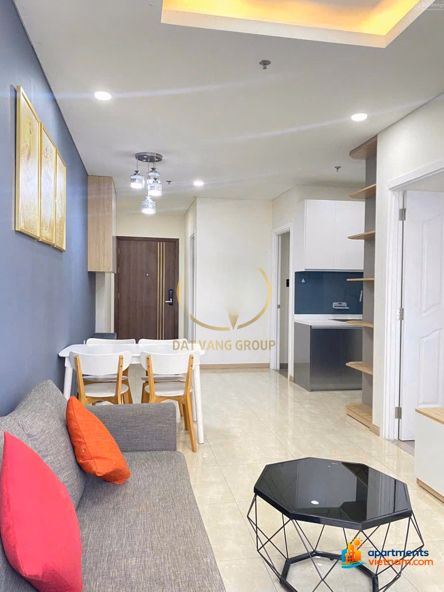 Monarchy Luxury 2 Bedroom Apartment for Rent - Beautiful View | Full Interior