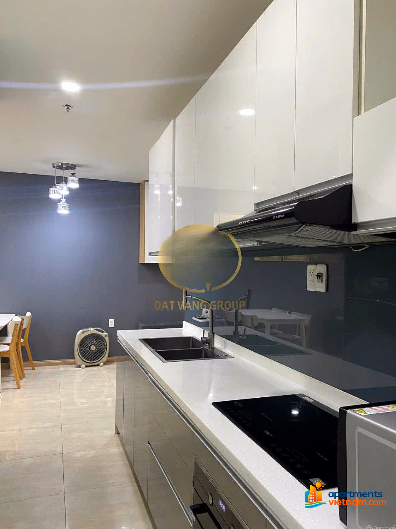 Monarchy Luxury 2 Bedroom Apartment for Rent - Beautiful View | Full Interior