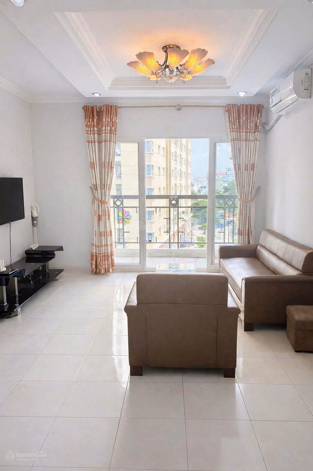 Phuc Yen apartment for sale, 5.3 billion, 122m2, 3 bedrooms, 2 bathrooms, rare item in Tan Binh 0932 834 ***
