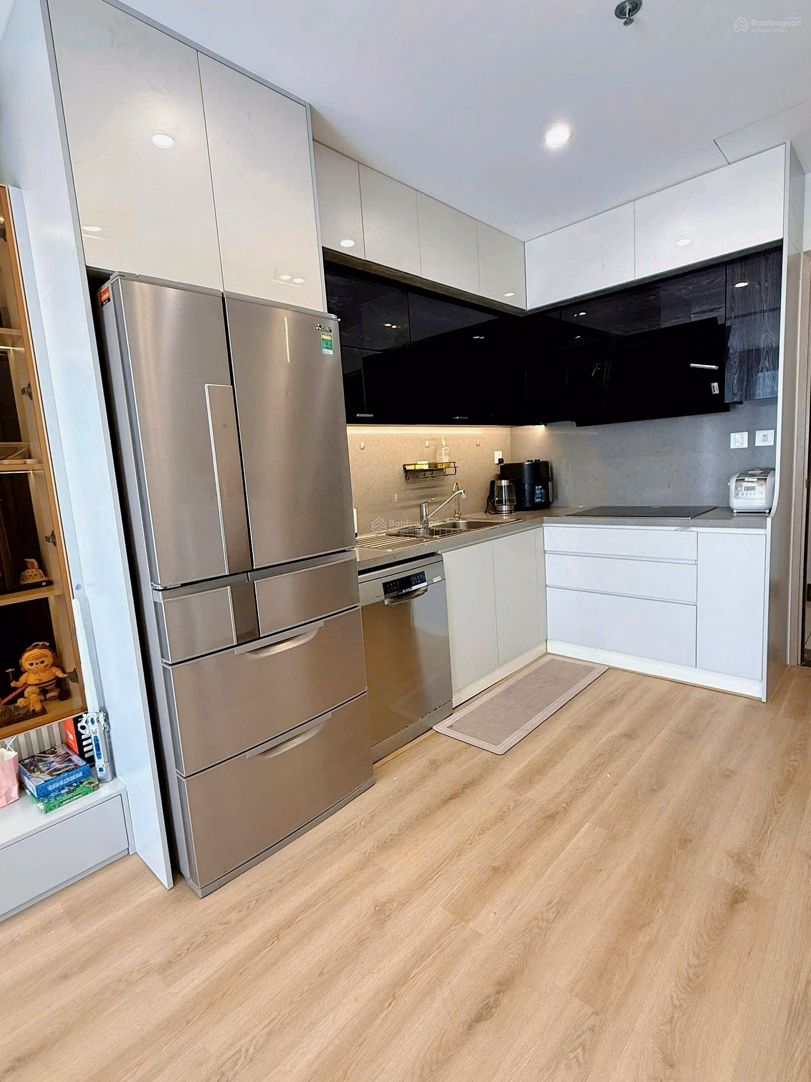 Urgent sale of 1 bedroom apartment + Imperia building, area 43m2, fully furnished, cool direction, price 3.6 billion***