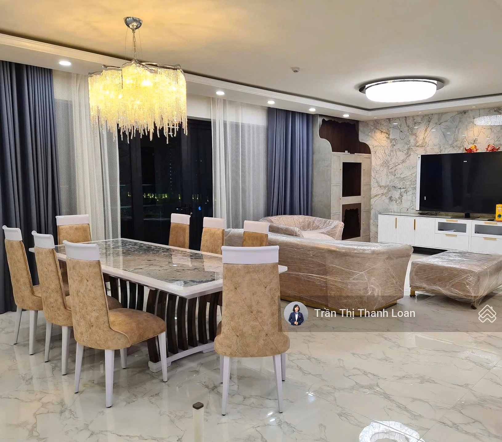 Selling 4-bedroom Sky Mansion apartment in Feliz En Vista apartment building, large area of ​​239m2, high-class amenities