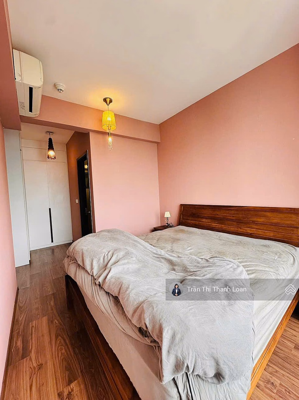 Selling 2 bedroom, 2 bathroom apartment with Saigon river view, beautiful house, good price at One Verandah apartment